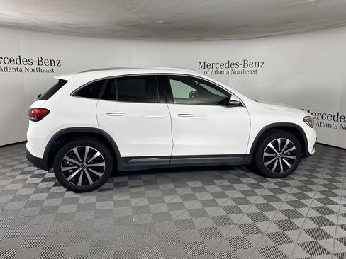 Used 2023 Mercedes-Benz GLA 250 w/ Premium Package image 8