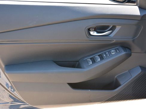 Used 2025 Honda Accord SE image 11