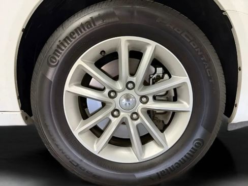 Used 2019 Dodge Grand Caravan SXT FWD image 28