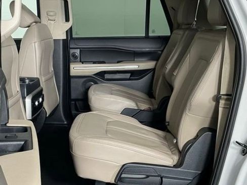 Used 2024 Ford Expedition Max Limited image 21