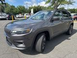 Certified 2021 Jeep Cherokee Latitude Lux 80th Anniv w/ Quick Order Package 26U 80TH image 3