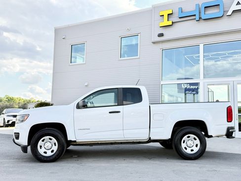 Used 2018 Chevrolet Colorado W/T w/ WT Convenience Package RWD image 14