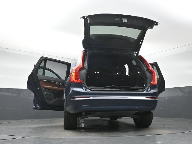 Used 2024 Volvo XC90 B6 Ultimate w/ Protection Package Premier AWD/4WD image 52