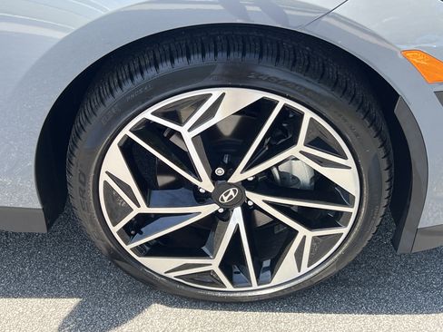 Used 2024 Hyundai Ioniq 6 Limited RWD image 15