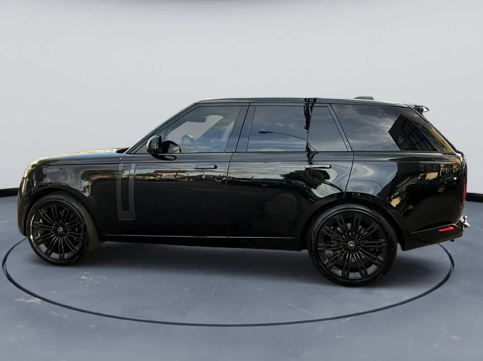 Used 2023 Land Rover Range Rover SE AWD/4WD image 6