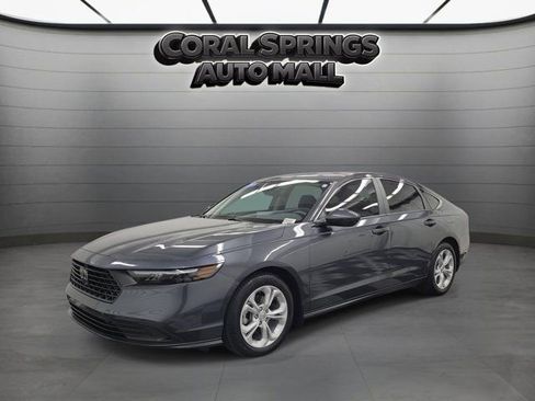 Certified 2025 Honda Accord LX image 3
