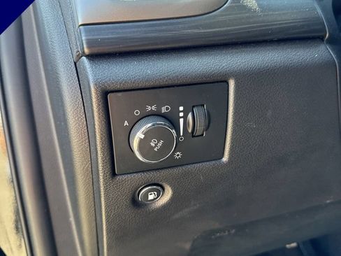 Used 2021 Jeep Grand Cherokee Laredo X AWD/4WD image 17