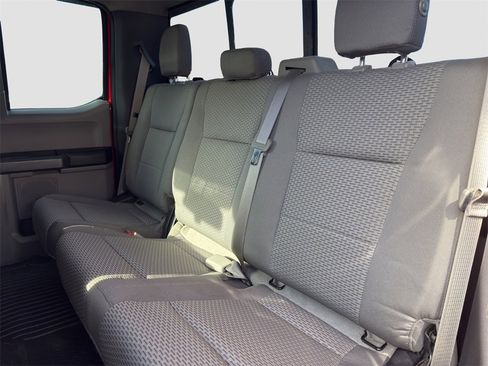 Used 2015 Ford F150 XLT w/ Equipment Group 302A Luxury image 12