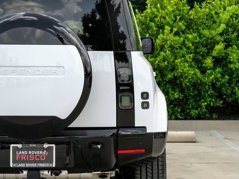New 2026 Land Rover Defender 110 X-Dynamic SE AWD/4WD image 53