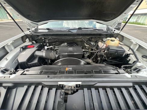 Used 2022 Chevrolet Silverado 2500 W/T w/ WT Fleet Convenience Package AWD/4WD image 10