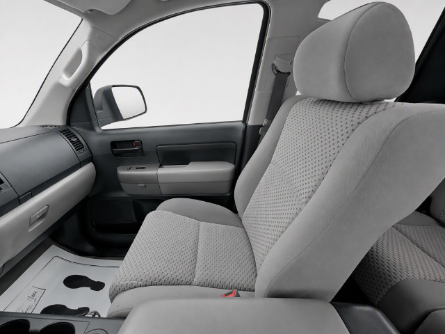 Used 2010 Toyota Tundra 4x4 Double Cab w/ SR5 Pkg image 11