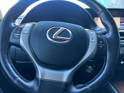 Used 2014 Lexus GS 350 GS 350 Sedan 4D w/ Premium Package image 11