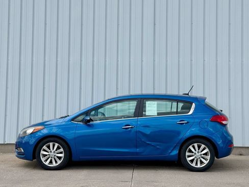 Used 2014 Kia Forte EX FWD image 3