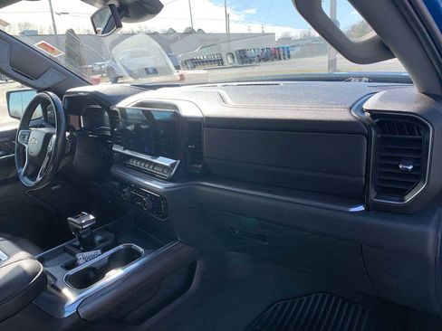 Used 2022 Chevrolet Silverado 1500 LTZ image 29
