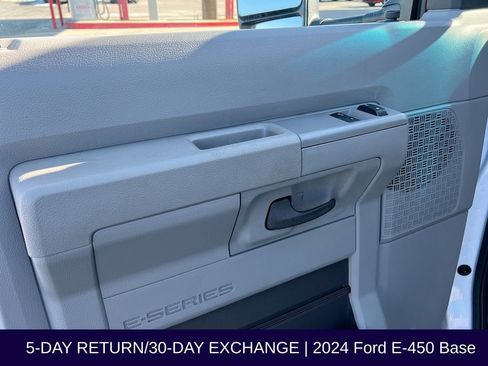 Used 2024 Ford E-450 and Econoline 450 Super Duty w/ Power Windows & Locks Group image 21