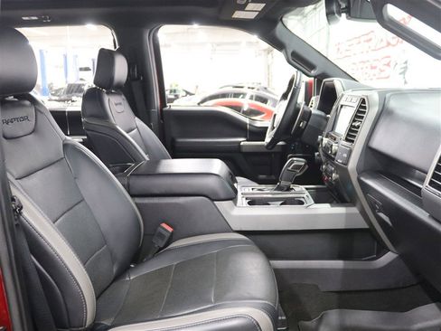 Used 2018 Ford F150 Raptor w/ Equipment Group 802A Luxury image 18