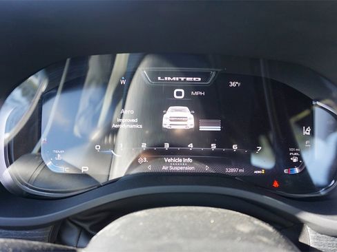 Used 2023 RAM 1500 Limited image 7