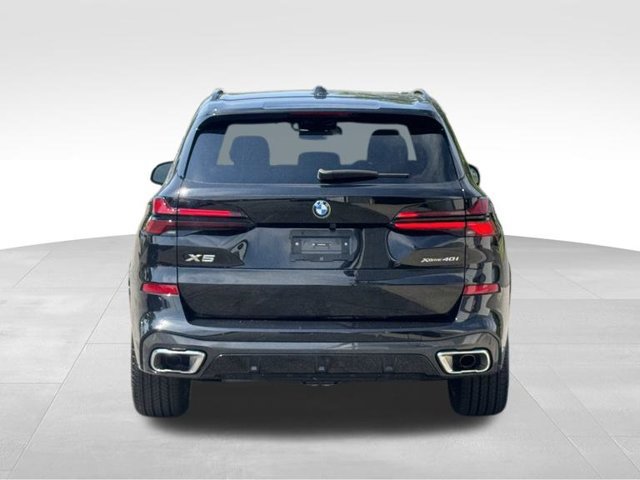 Certified 2025 BMW X5 xDrive40i w/ M Sport Package AWD/4WD image 8