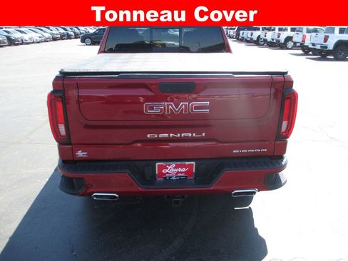 Used 2021 GMC Sierra 1500 Denali AWD/4WD image 9