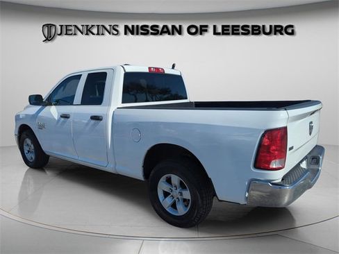 Used 2024 RAM 1500 Classic SLT image 9