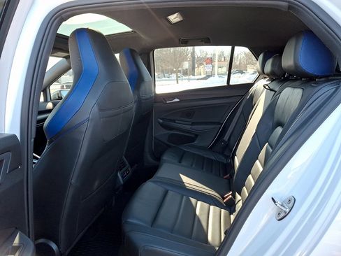 Used 2024 Volkswagen Golf R image 11