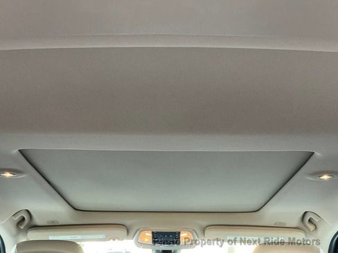 Used 2017 Jeep Grand Cherokee Limited w/ Luxury Group II image 15