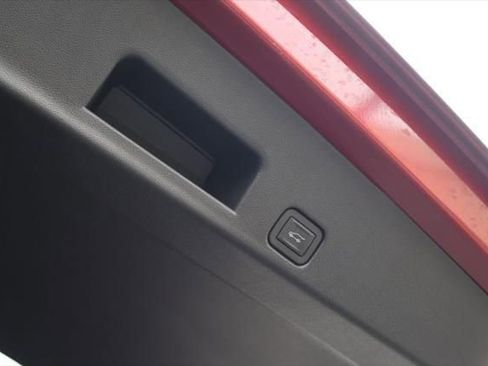 New 2026 Chevrolet Traverse LT w/ Driver Confidence Package image 41