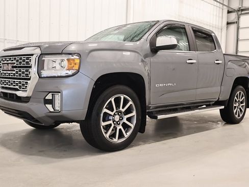 Used 2021 GMC Canyon Denali image 6