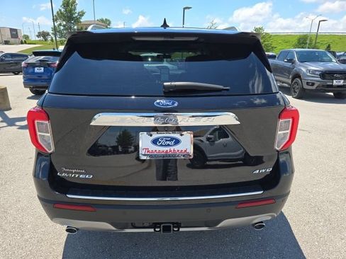 Used 2023 Ford Explorer Limited w/ Limited Technology Package AWD/4WD image 4