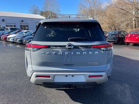 New 2025 Nissan Pathfinder Platinum w/ Cargo Package image 5