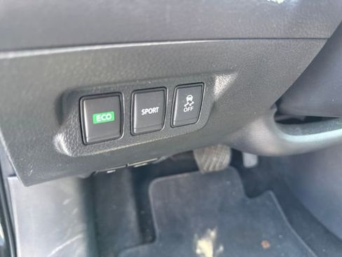 Used 2017 Nissan Sentra S FWD image 28