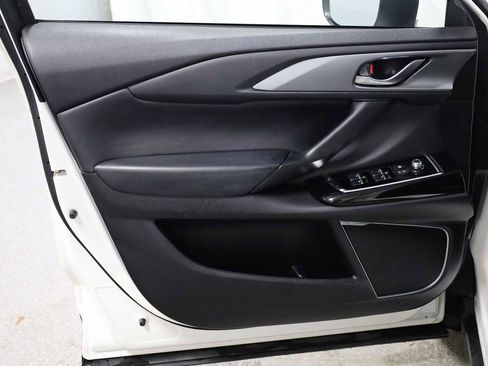 Used 2020 MAZDA CX-9 Touring w/ Touring Premium Package image 16