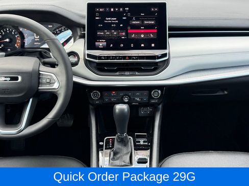 Used 2025 Jeep Compass Limited AWD/4WD image 23