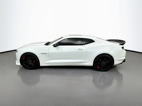 Used 2022 Chevrolet Camaro LT w/ Redline Edition RWD image 4