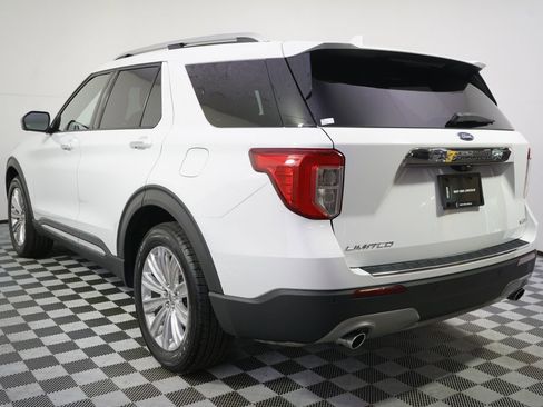 Used 2020 Ford Explorer Limited AWD/4WD image 4