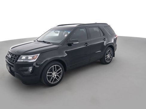 Used 2016 Ford Explorer Sport w/ Equipment Group 401A AWD/4WD image 9