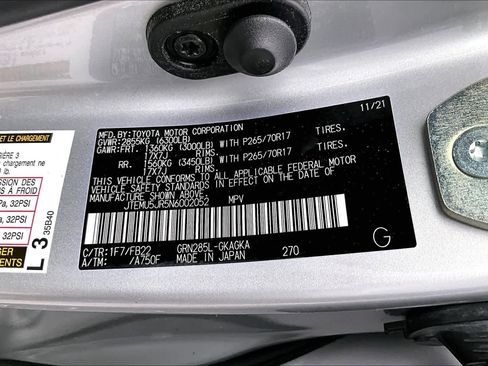 Used 2022 Toyota 4Runner SR5 image 35