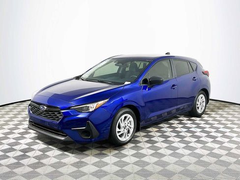 Certified 2025 Subaru Impreza 2.0i image 3