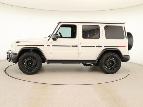 Used 2025 Mercedes-Benz G 63 AMG 4MATIC image 2