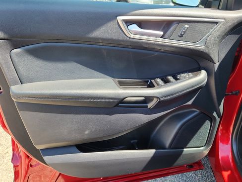 Used 2020 Ford Edge SEL w/ Convenience Package AWD/4WD image 12
