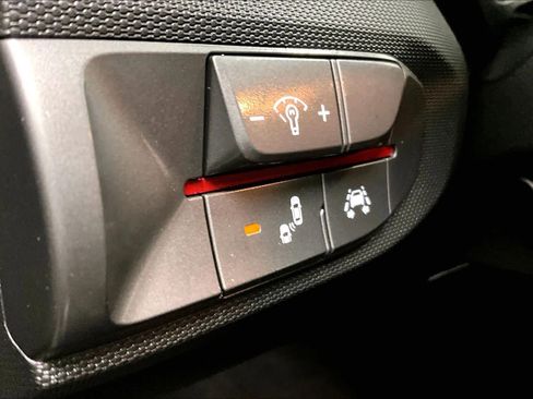 Used 2019 Hyundai Veloster 2.0 Premium image 32