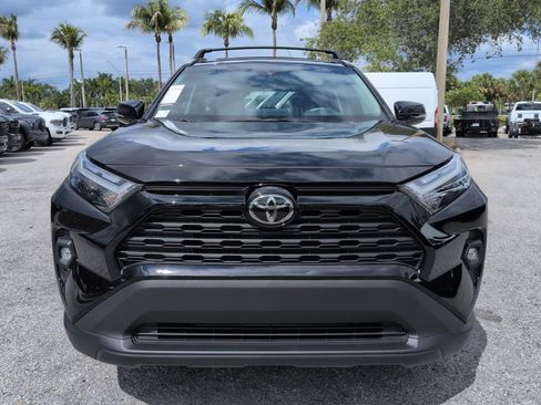 Used 2025 Toyota RAV4 XLE Premium FWD image 3