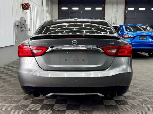 Used 2017 Nissan Maxima SR w/ Midnight Edition image 3