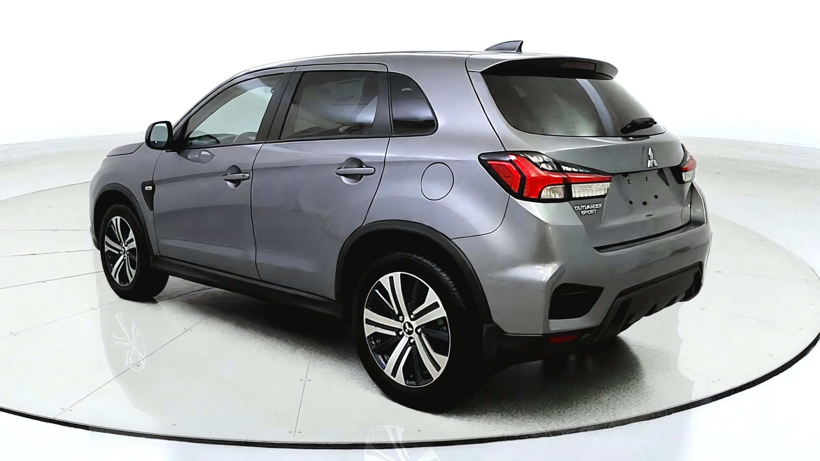 Used 2025 Mitsubishi Outlander Sport ES AWD/4WD image 5