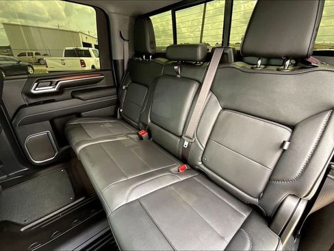 Used 2025 GMC Sierra 2500 Denali w/ Denali Reserve Package image 16