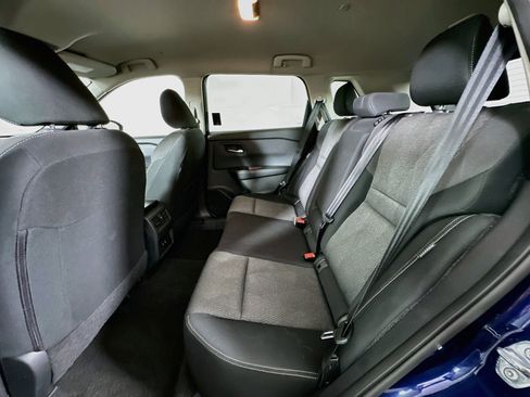 Used 2024 Nissan Rogue SV AWD/4WD image 26