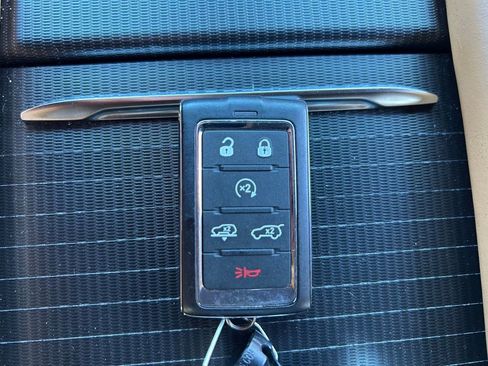 Used 2024 Jeep Grand Wagoneer Series III w/ Rear Seat Video Group 1 AWD/4WD image 41