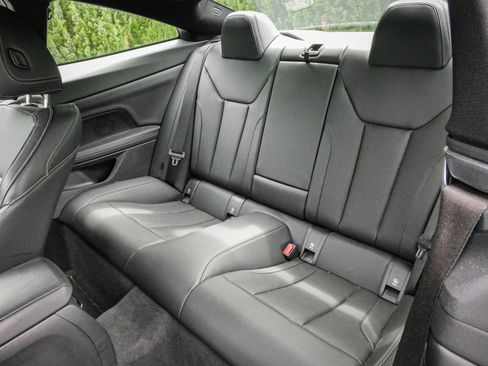 Used 2022 BMW 430i Coupe w/ Convenience Package RWD image 8