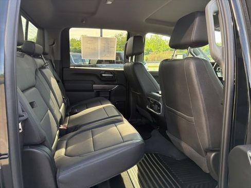 Used 2022 Chevrolet Silverado 2500 LTZ w/ LTZ Plus Package AWD/4WD image 12