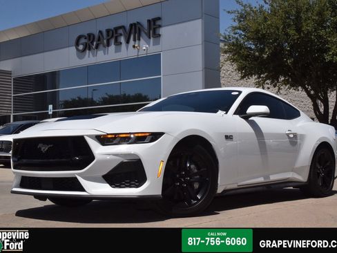 Used 2024 Ford Mustang GT RWD image 1